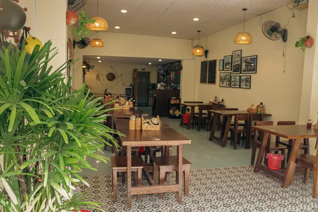 Cơm Nhà Nha Trang - 베트남 밥 전문점