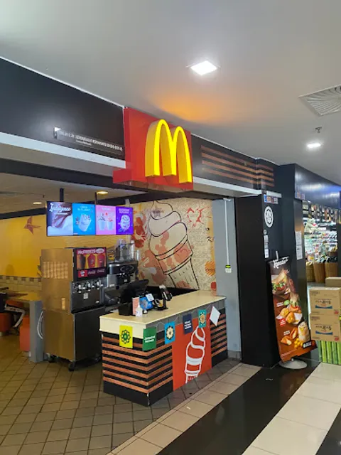 McDonald's Plaza Pelangi