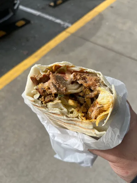 momo donair