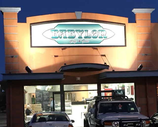 Hikky's Babylon Cafe and Grill