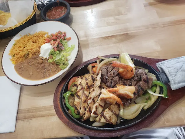 Habanero Tacos Bar & Grill