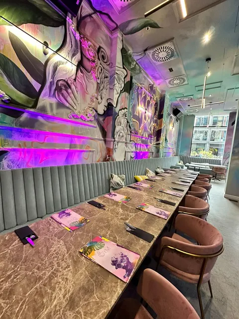 DYM Restauracja • FOOD • DRINKS • SHISHA