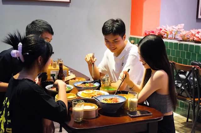 Tiệm Mỳ Tiên Sơn - Noodles and Dimsum