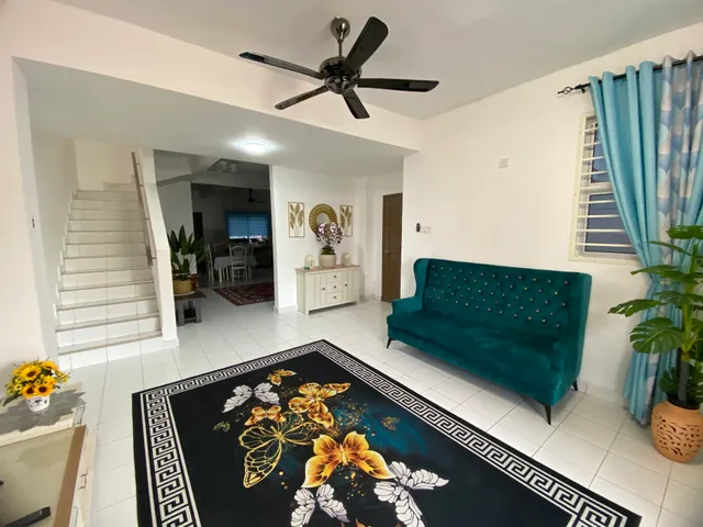 Adam Fayyadh A Famosa Homestay