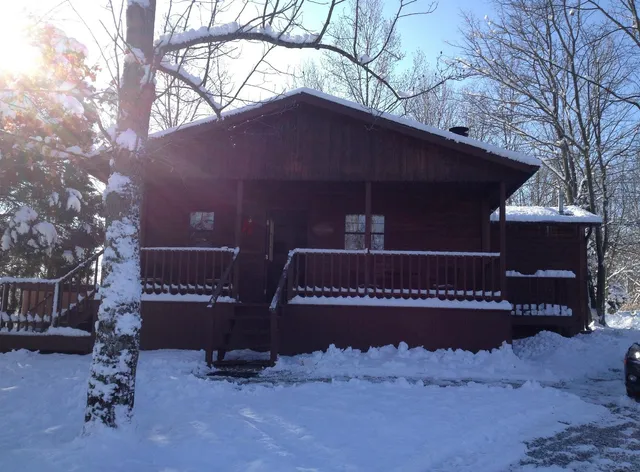 Patoka 4 Seasons Resort