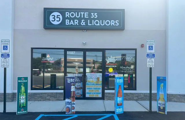 Route 35 Bar & Liquors