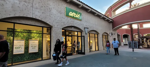 Las Americas Premium Outlets