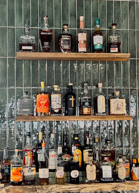 Earthworks Cafe & Lounge