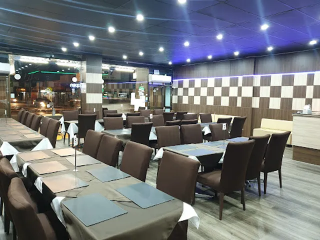 Saleem Indian Restaurant