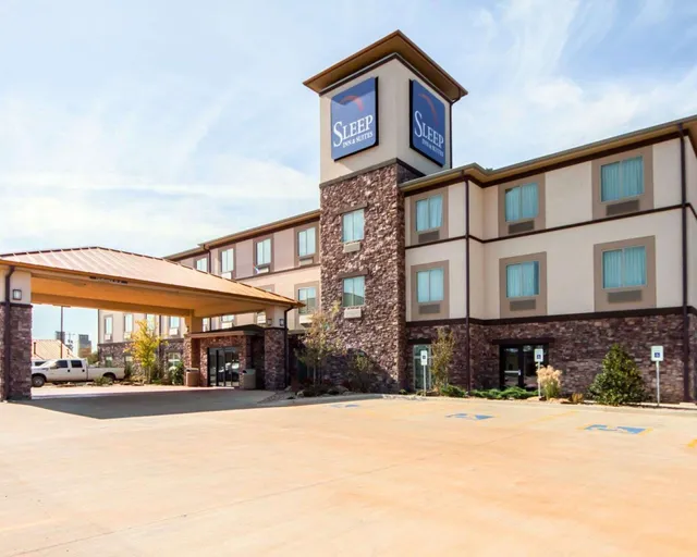 Sleep Inn & Suites Hennessey