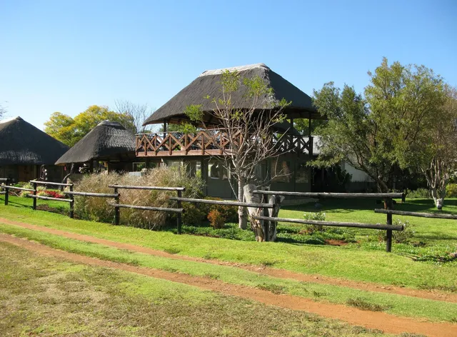 Guinea Feather Country Lodge