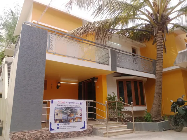 Square & Dormitory Stays