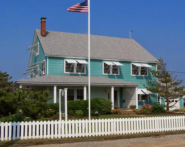 Cypress House Bed & Breakfast