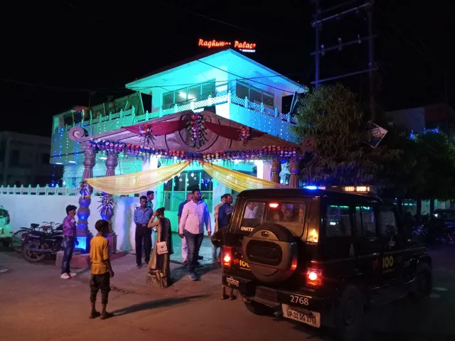 OYO Flagship Raghuvar Palace