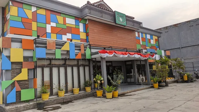 Hotel & Resto Grand Pangestu