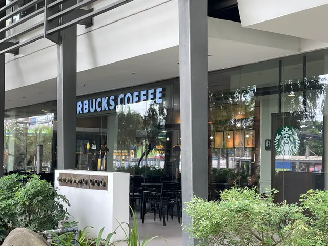 Starbucks - The District Imus