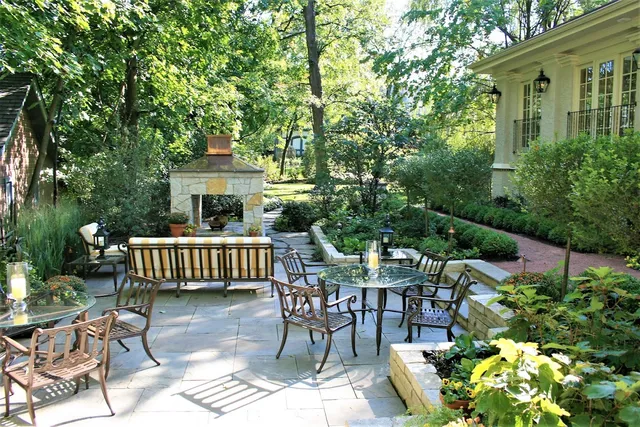 American Gardens, LLC