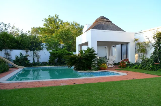 Bettie's Luxury Lodge