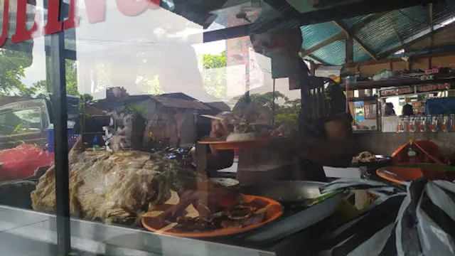 Babi Guling Men Gareng II