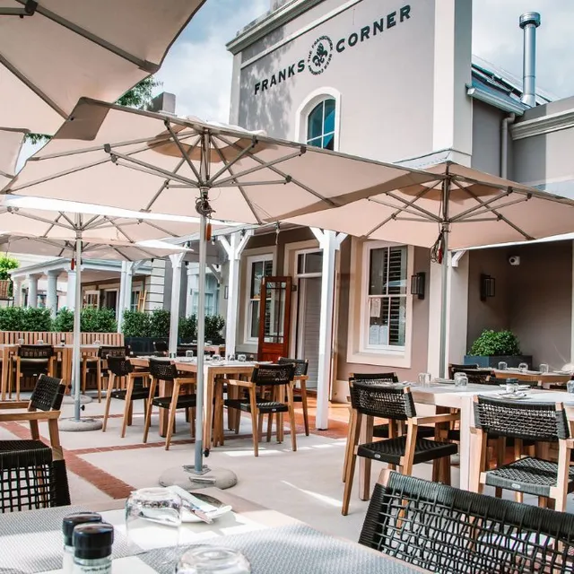 Franks Corner Bar and Grill