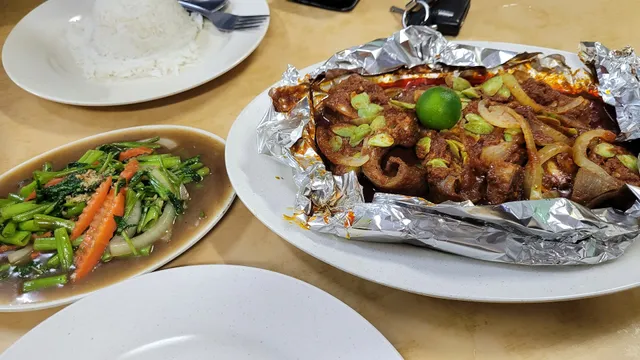 Sri Tanjong Restoran Ikan Bakar & Seafood