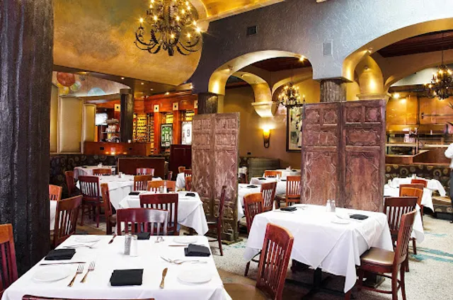 Al Biernat's Oak Lawn