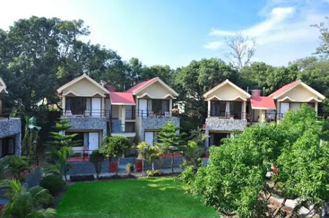 Good Luck Bar & Restaurants