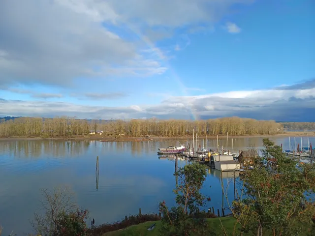 Grey Cliffs Waterfront Park
