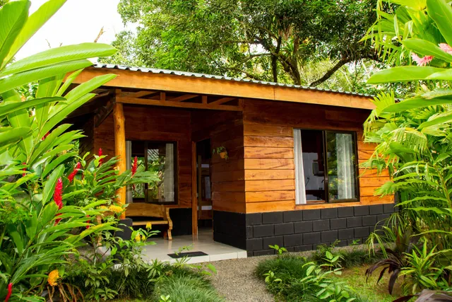 Eden Organic Farm & Bungalows