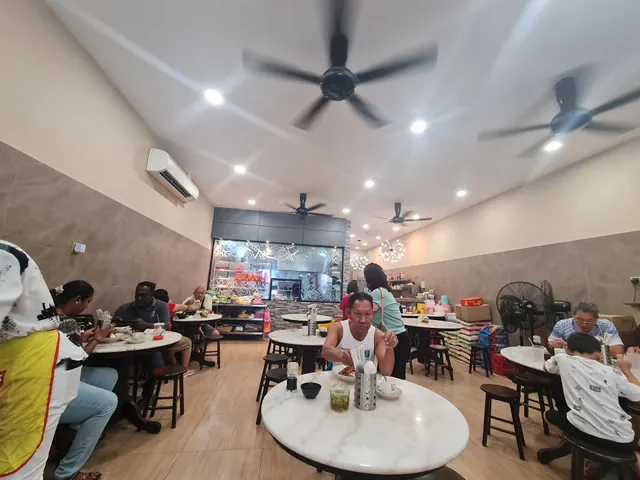 UK LOH 油鸡佬 （分行）