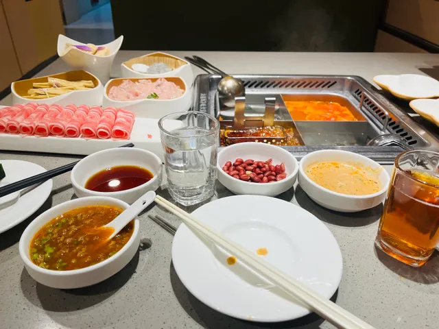 Haidilao Hotpot (Huaqing Branch)