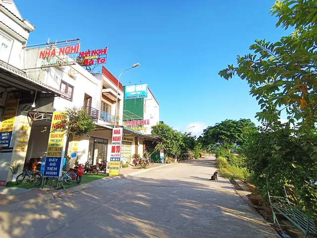 NHÀ NGHỈ BA TƠ ( Motel BA TƠ )