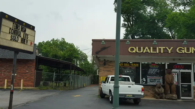 Quality Gun & Pawn