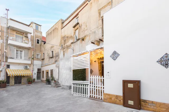 Casa Di Pisa - Cortile Termine