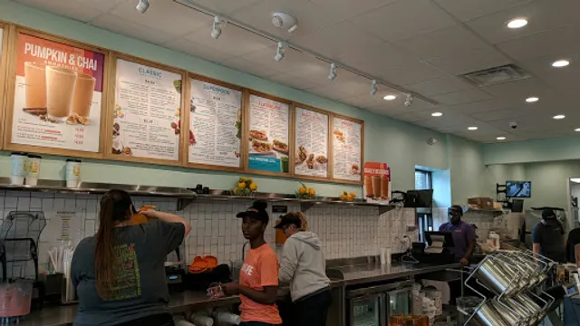 Tropical Smoothie Cafe