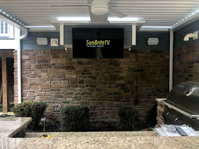 Unique Video & Sound, LLC