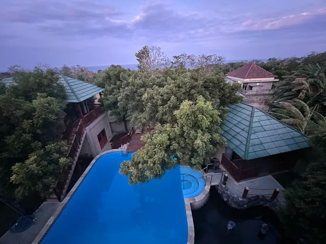 Lunar Dive Resort: Bamboo Villas