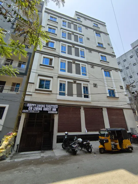 Happy Living Together Co-Living Guest Inn