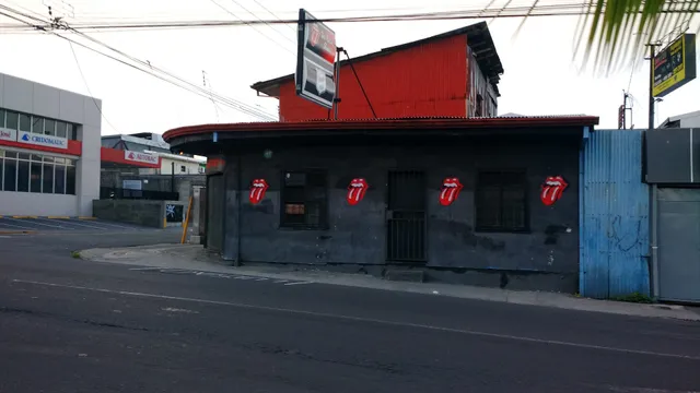 RollingStone Bar