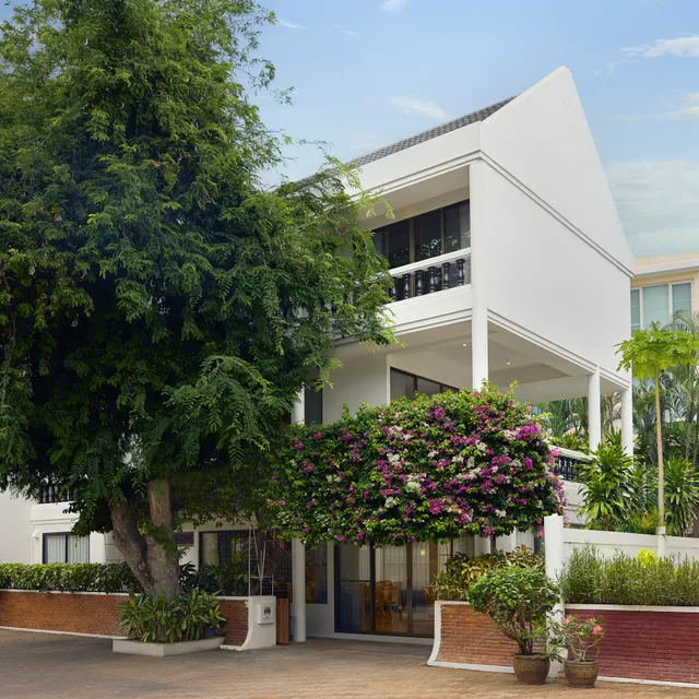 Dolly Beach House by Yudee Assets