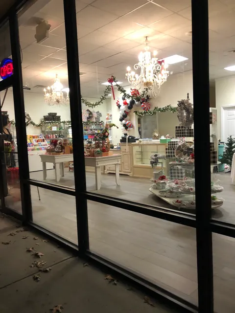 Ralph Rotten's Candy & Nut Shoppe