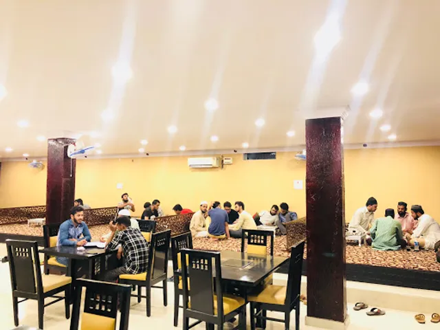 Yum Yum Tree Arabian Food Court