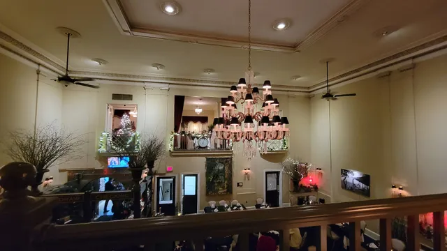 Isabella Restaurant and Cocktail Lounge