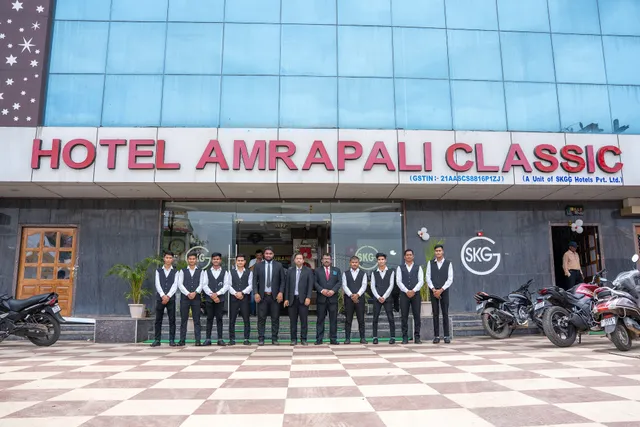 Hotel Amrapali Classic