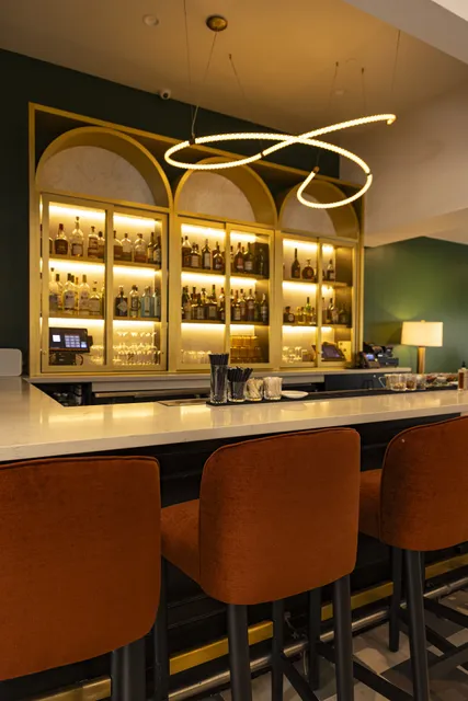 Carlotta's Cocktail & Wine Bar