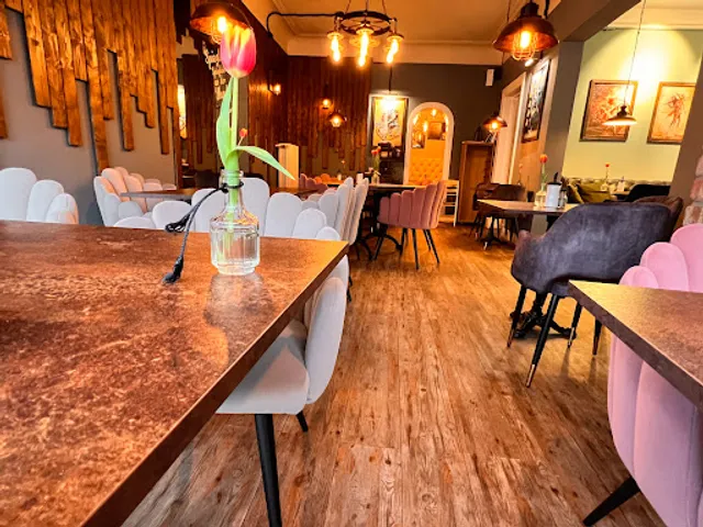 Laya Café - Bäckerei , Pâtisserie , Konditorei HH