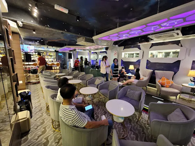 Darts Vader Wine & Bistro