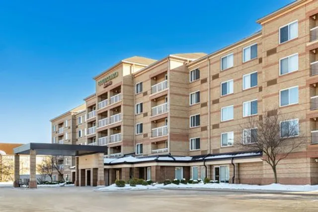Courtyard by Marriott Cleveland Airport South