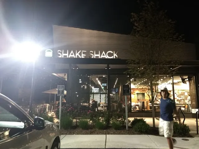 Shake Shack Darien