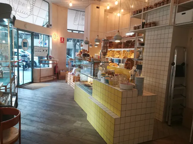 Pancomido Café O'Donnell - Pastelería y Cafetería en Goya, Madrid - Desayunos y Menús